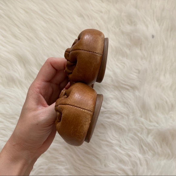 Tory Burch Tumbled Logo Flats Size 7.5 - Picture 4 of 7